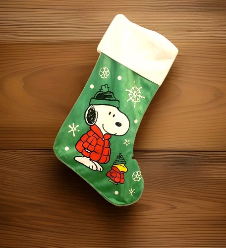 Snoopy woodstock red puffer - snoopy,